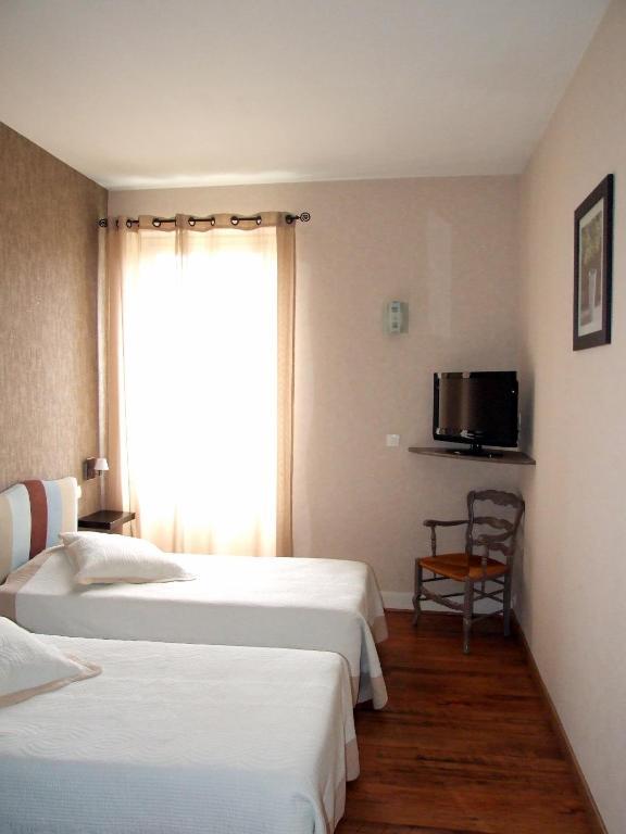Logis Hotel L'Occitan 2 Etoiles Gaillac Cameră foto
